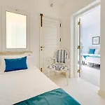 The Hideaway Retreat *