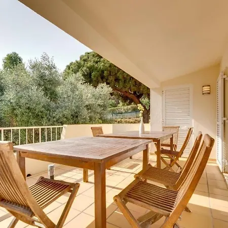 Gasthof The Hideaway Retreat