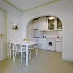 The Hideaway Retreat Πανσιόν