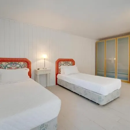 The Hideaway Retreat * البوفيرا