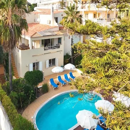 The Hideaway Retreat بيت ضيافة *