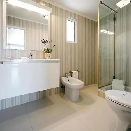 The Hideaway Retreat *