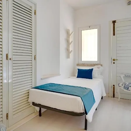 The Hideaway Retreat
